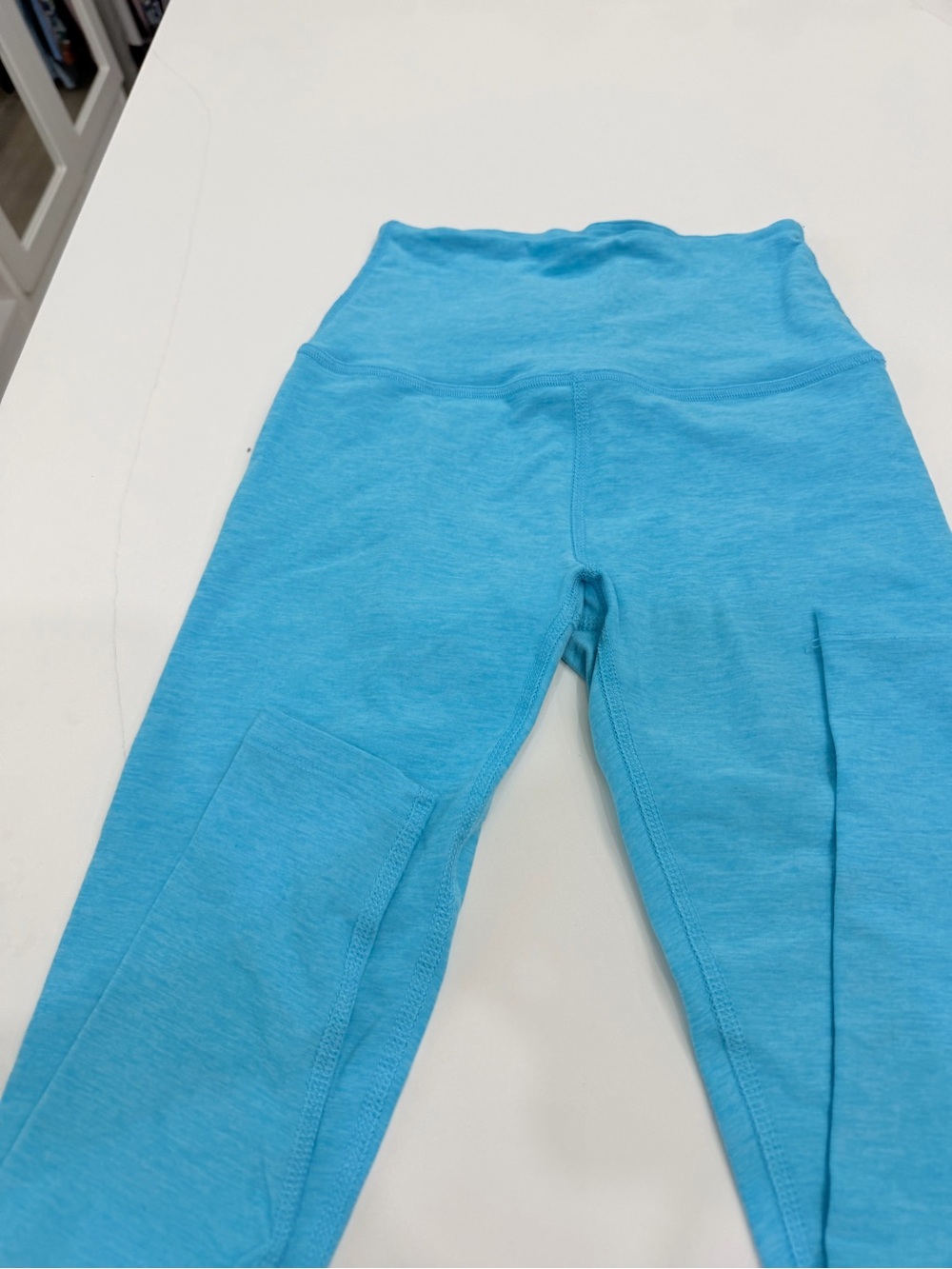 Beyond Yoga Bright Turquoise Mid-Rise Leggings